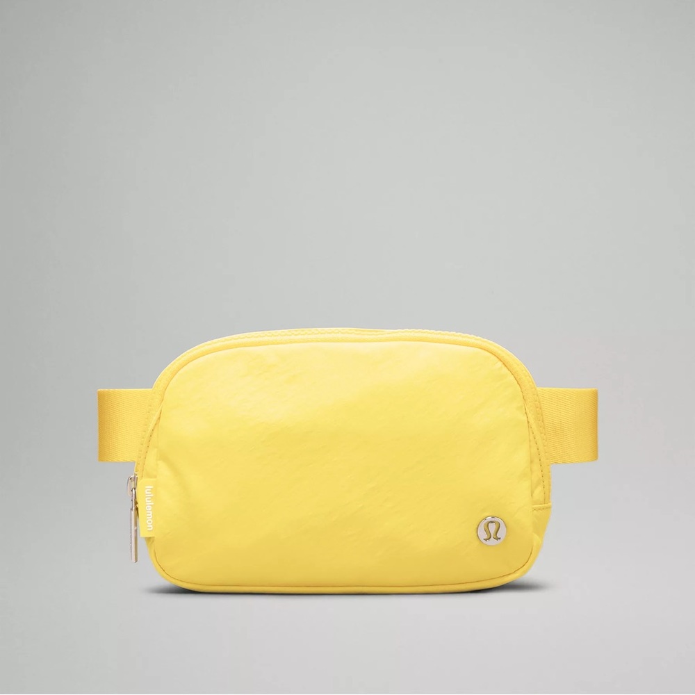 Lululemon Everywhere Belt Bag 1L